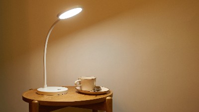 多功能發(fā)光二極管臺(tái)燈的設(shè)計(jì)